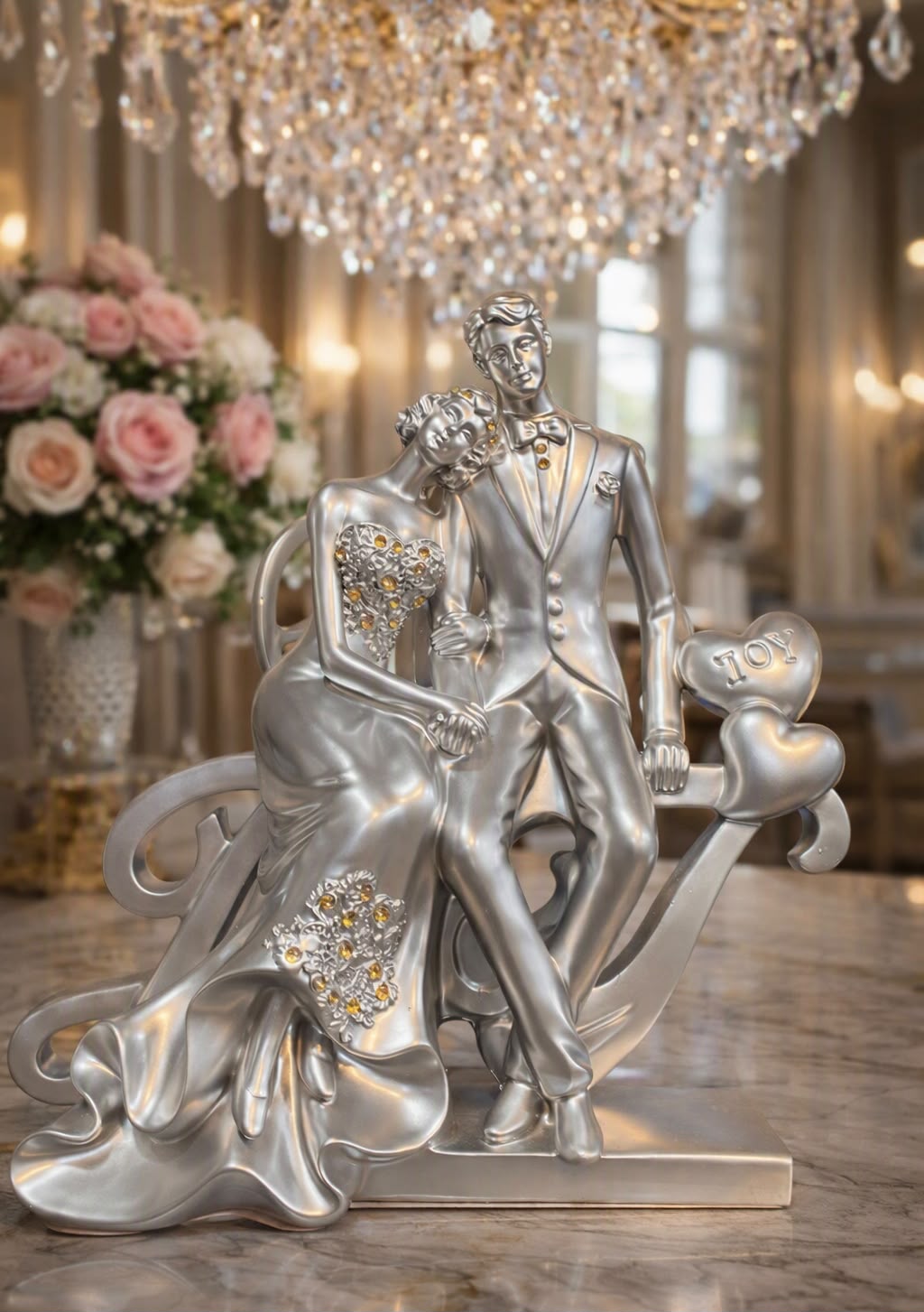 Couple Sculpture Viral Vault
