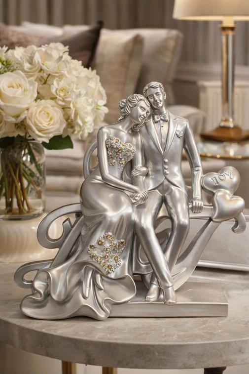 Couple Sculpture Viral Vault